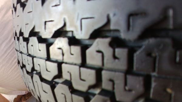 ล้อพร้อมยางดีแม็กตัวยกสูงปี09(ลดราคา)