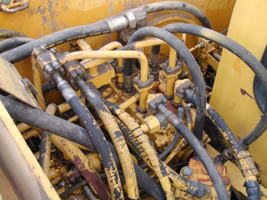 รถขุด โคมัสสุ  pc-150-3