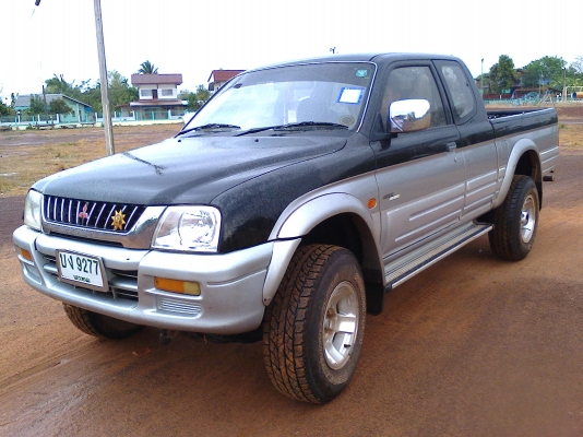 STRADA CAB โฟวีล 2.8 ปี43 เพาเวอร์ ไฟฟ้า พร้อมแลนมิเตอร์