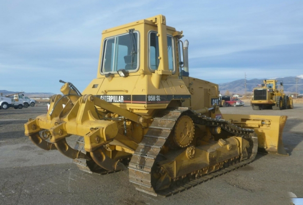 รถดันดิน Caterpillar D5H Series2 ตู้เเอร์ Ripperหลัง สีสวย ช่วงล่างเเน่น รถดันดิน Caterpillar D5H Series2 ตู้เเอร์ Ripperหลัง สีสวย ช่วงล่างเเน่น