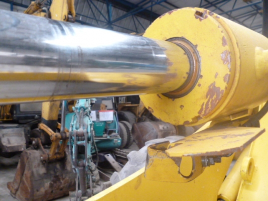 ขายถูกสุดๆ รถตัก KAWAZAKI รุ่น 60ZIV-2 ราคาไม่ถึงล้านแน่นอน  สนใจติดต่อเจี๊ยบเลยค่ะ  087-3310254  ค่ะ