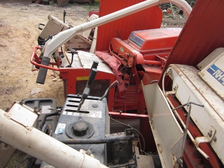 ขาย-รถสีข้าว มือสองเก่าญี่ปุ่น มีทั้ง YANMAR และ KUBOTA สภาพเหมือนใหม่ พร้อมใช้งาน ราคาตัวละ 28,000 บาท เท่านั้น ขาย-รถสีข้าว มือสองเก่าญี่ปุ่น มีทั้ง YANMAR และ KUBOTA สภาพเหมือนใหม่ พร้อมใช้งาน ราคาตัวละ 28,000 บาท เท่านั้น