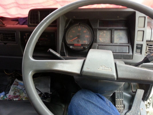 ขาย HINO 6 ล้อดั๊ม  เครื่องHO7D 195 แรง