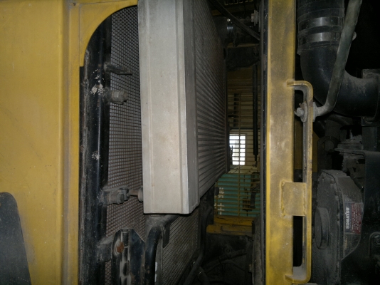 รถตักล้อยาง WA380-5 KOMATSU รถนอกนำเข้า เครื่องดี ไฟเต็ม แอร์เย็นเฉียบ ใช้งานได้เลย มาถึงไทยแล้วครับ เชิญมาทดสอบได้แล้ว ราคาถูกครับ ติดต่อ มานะ 085-9049669