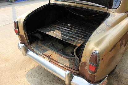 ขายรถเก่งpeugeot 403(ท้ายมน) ปี1961 ขายรถเก่งpeugeot 403(ท้ายมน) ปี1961