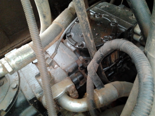 LEBRERO 910D รถบดล้อเหล็กสั่นสะเทือน 2 เพลาสภาพดีพร้อมใช้งาน ระบบไฮดรอลิกส์ไม่มีแตกไม่มีรั่วซึ่ม ขับง่ายบังคับง่ายไม่มีปัญหา ช่วงล่างแน่นพร้อมบดอัดได้เลย เอกสารสัญญาซื้อขาย ราคาต่อรองได้นะครับ LEBRERO 910D รถบดล้อเหล็กสั่นสะเทือน 2 เพลาสภาพดีพร้อมใช้งาน ระบบไฮดรอลิกส์ไม่มีแตกไม่มีรั่วซึ่ม ขับง่ายบังคับง่ายไม่มีปัญหา ช่วงล่างแน่นพร้อมบดอัดได้เลย เอกสารสัญญาซื้อขาย ราคาต่อรองได้นะครับ