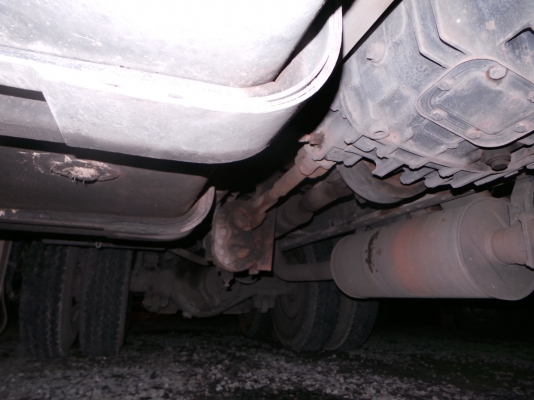 ISUZU  DECA FXZ320 ปี  2551  สภาพยางเต็ม  หัวบางเดิม  เครื่องเดิม คัซซีสวยตลอดแนว