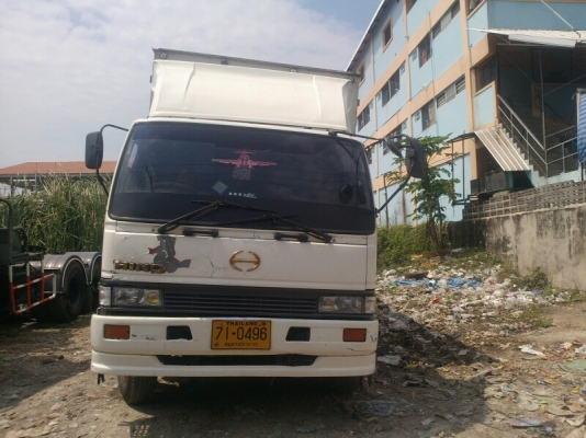 ขายด่วน 6ล้อใหญ่hino  ตู้แห้ง10 บาน พร้อมใช้ จบราคาสุดท้าย