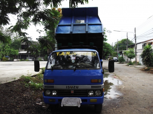 ต้องการขาย ISUZU ดั้ม (เจ้าของรถขายเอง) พร้อมโอน ราคาต่อรองได้ (อยากขาย)