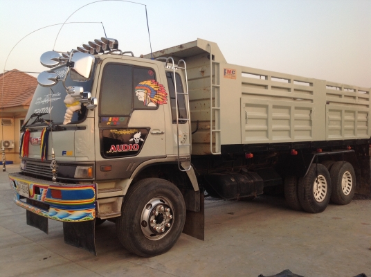 10 ล้อดั้ม 3M กระบะสามมิตร 10 ล้อดั้ม 3M กระบะสามมิตร