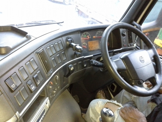 *** ขายรถหัวลาก  VOLVO FL12  380 แรงม้า ***