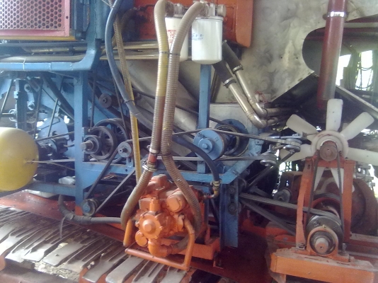 ขายรถเกี่ยววิชาญ รองกระสอบ พร้อมใช้งาน