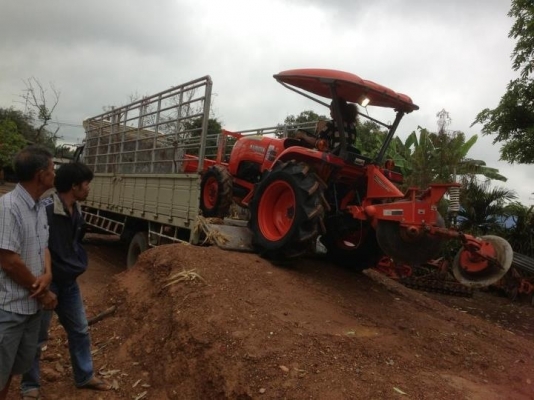 คูโบต้า L3608 4 WD ใบมีดหน้าช้าง ผานช้าง ทำงาน 445 ชั่วโมง