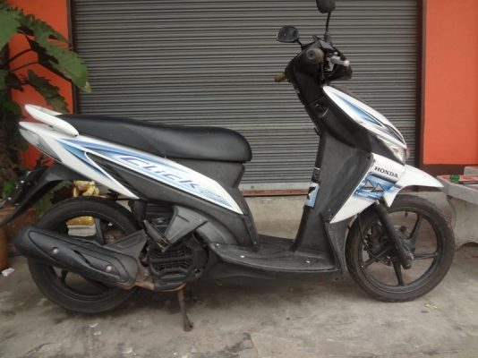 ขาย click  2 คัน ล้อแม็ก