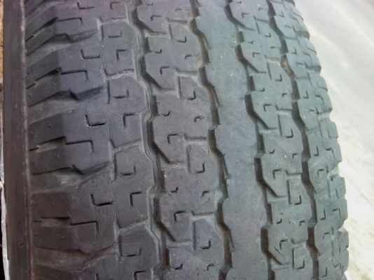 ลดราคาขายยาง 255 70 15