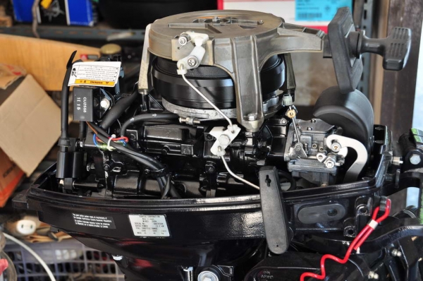 ขายเครื่องเรือ Tohatsu 18HP ครับ ขายเครื่องเรือ Tohatsu 18HP ครับ