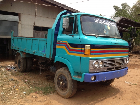 HINO KM 310 - 110 HP DQ100 หกล้อดั๊มพ์ รถสภาพดีเดิมบางทั้งคันพร้อมใช้งาน เครื่องแห้งแรงดี ภายในเก๋งคอนโซลสวยครบพร้อม พวงมาลัยเพาเวอร์ กระบะดั๊มพ์เหล็ก 4 ตันสภาพดีพื้นกับฝาข้างไม่มีผุกร่อนพร้อมใช้งาน ช่วงล่างใหญ่เฟืองท้ายชุดเดิม คานหน้า F แล้ว ยาง 8.25 ขอบ HINO KM 310 - 110 HP DQ100 หกล้อดั๊มพ์ รถสภาพดีเดิมบางทั้งคันพร้อมใช้งาน เครื่องแห้งแรงดี ภายในเก๋งคอนโซลสวยครบพร้อม พวงมาลัยเพาเวอร์ กระบะดั๊มพ์เหล็ก 4 ตันสภาพดีพื้นกับฝาข้างไม่มีผุกร่อนพร้อมใช้งาน ช่วงล่างใหญ่เฟืองท้ายชุดเดิม คานหน้า F แล้ว ยาง 8.25 ขอบ