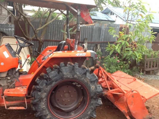 คูโบต้า L3408 4 WD 2 เพลา ใบมีดหน้าสเปเชี่ยว โรตารี่หลัง เดิมๆครับ