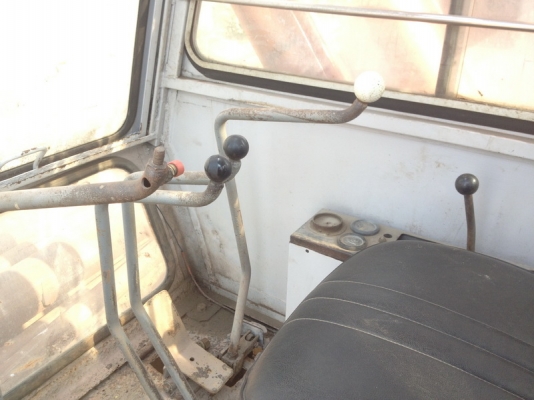 ขาย แบ็คโฮ KOMATSU PC-200 สภาพสวยมาก แห้งๆ เดิมๆ ไม่มีเยิ้ม ใช้งานดี