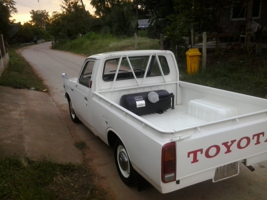 ขายด่วน Toyota RN 20 ติดแก๊สพร้อมใช้