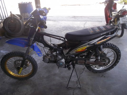 ขอขายเวฟ 125 สักคันในราคา25000 สนใจ 0839090699