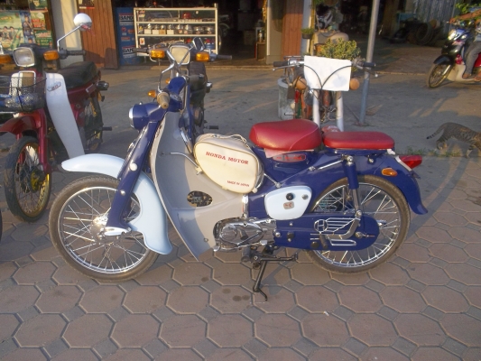 ขาย c100 สวยๆๆสักคันในราคา36000 สนใจในราคา0839090699