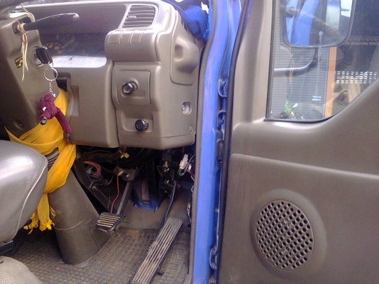 ทหารอากาศจองแล้ว ISUZU NPR 4.3m. Fหลัง ยางเรเดียลใหม่6เส้น สภาพกริ๊บ