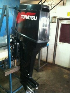 เครื่องOutbord โตฮัทสุ 140 แรงครับของใหม่  คุณวุฒ 081-9399730