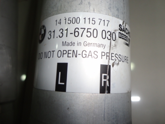 ขายโช็คอัพแก็ส SACHS E39 ทั้งชุด ขายโช็คอัพแก็ส SACHS E39 ทั้งชุด
