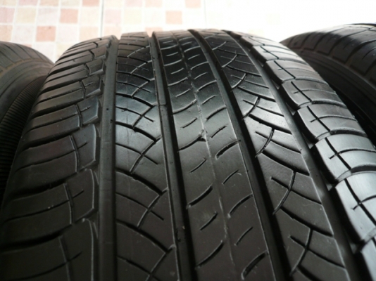 ขายยาง MICHELIN LATITUDE----215-65-16----ปี12 (1ชุด)