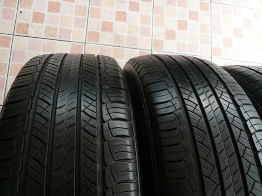 ขายยาง MICHELIN LATITUDE----215-65-16----ปี12 (1ชุด)