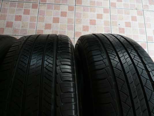 ขายยาง MICHELIN LATITUDE----215-65-16----ปี12 (1ชุด)