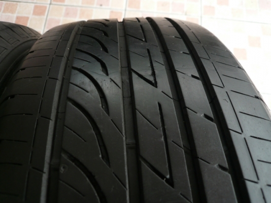 ขายยาง BRIDGESTONE GR90----225-55-16----ปี11 สวยๆ 1 ชุด ขายยาง BRIDGESTONE GR90----225-55-16----ปี11 สวยๆ 1 ชุด