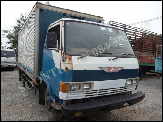 ขายด่วน รถบรรทุก 6 ล้อ HINO 779 117 แรง รถห้างแท้เดิมๆ ตู้แห้ง 3 บาน (รถสวยสดมากครับ) พร้อมใช้งาน ราคาสุดคุ้ม