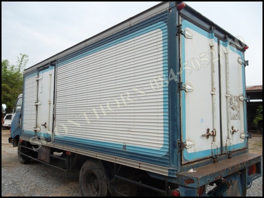 ขายด่วน รถบรรทุก 6 ล้อ HINO 779 117 แรง รถห้างแท้เดิมๆ ตู้แห้ง 3 บาน (รถสวยสดมากครับ) พร้อมใช้งาน ราคาสุดคุ้ม
