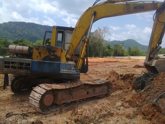 PC100-3-ขายตามสภาพ รถใช้งานอยู่ ฝาหลังไม่มี