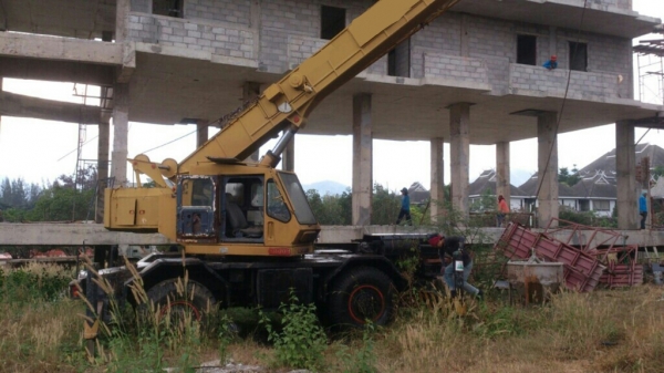 ขายรถเครน 4 ล้อ Kato 20 H เอกสารเล่มทะเบียน ขายรถเครน 4 ล้อ Kato 20 H เอกสารเล่มทะเบียน