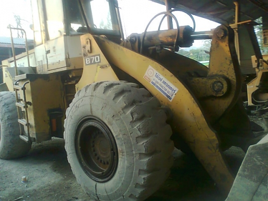 รถตักล้อยางขนาดใหญ่ TCM 870 มีตู้เก๋งแอร์ รถตักล้อยางขนาดใหญ่ TCM 870 มีตู้เก๋งแอร์