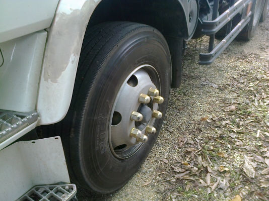 สวยได้ใจ...***10ล้อหัวลาก320แรงปี*2552 ไมล์145000กม.สวยจัด เดิมๆ สวยได้ใจ...***10ล้อหัวลาก320แรงปี*2552 ไมล์145000กม.สวยจัด เดิมๆ