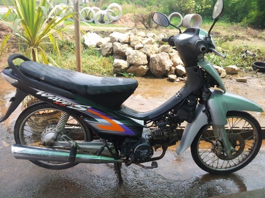 เวฟ 100  ปี 46**9999 บาท**