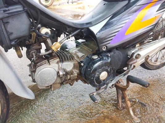 เวฟ 100  ปี 46**9999 บาท**