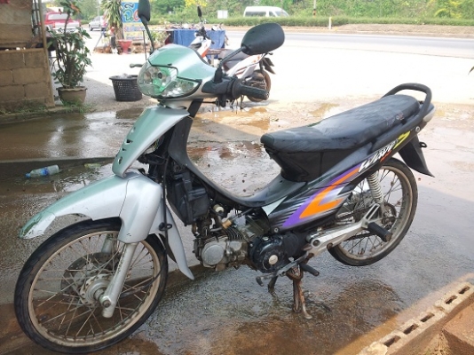 เวฟ 100  ปี 46**9999 บาท**