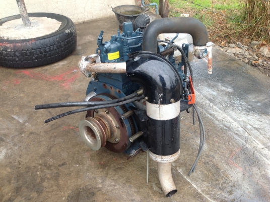 ขายเครื่องเก่าญี่ปุ่น2สูบยี่ห้อคูโบต้า รุ่นz620ขนาด 16 แรงม้าสภาพสวยมากๆ