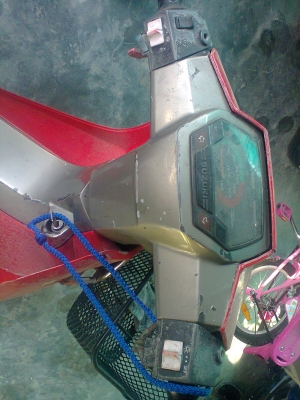 ขายรถมอเตอไซด์ 2 จังหวะ ซูซูกิคริสตัน 110 ซีซี แก่หน่อยครับ