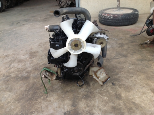 ขายเครื่องเก่าญี่ปุ่น 3 สูบยี่ห้อ มิตซูบิชิ รุ่นL3E ขนาด20แรงม้าสภาพสวยพร้อมใช้งาน