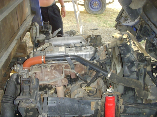 4ล้อ ISUZU NKR ไม่ติดเวลา**รถห้าง**