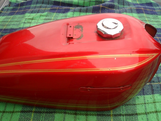 ขายถังนำ้มัน  JX / CG /GL /WING จากค่าย HONDA     2500