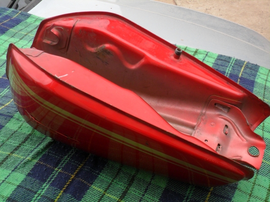 ขายถังนำ้มัน  JX / CG /GL /WING จากค่าย HONDA     2500