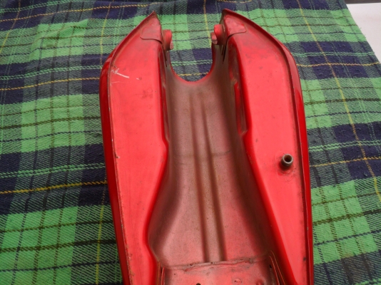 ขายถังนำ้มัน  JX / CG /GL /WING จากค่าย HONDA     2500