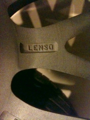 ล้อแม็กซ์17นิ้ว พร้อมยาง Lenso หน้า7.5หลัง8 ขนาด 4 รู100 ครับ ล้อแม็กซ์17นิ้ว พร้อมยาง Lenso หน้า7.5หลัง8 ขนาด 4 รู100 ครับ